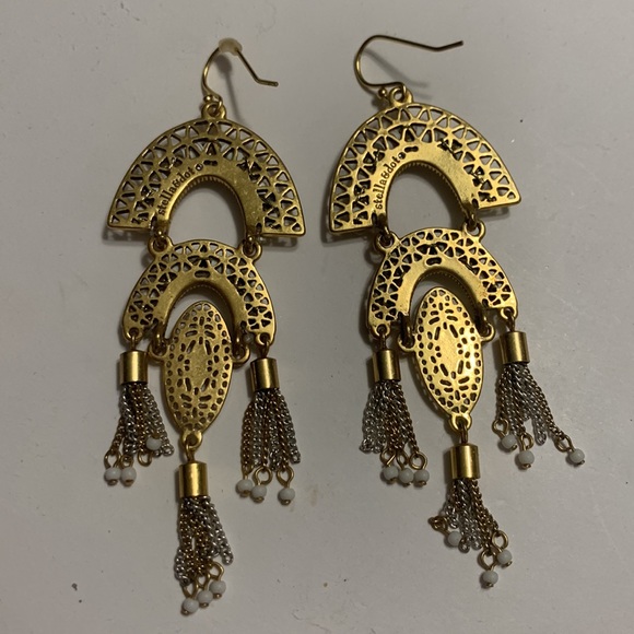 Stella & Dot long dangle gold and white coloured earrings - Picture 2 of 2